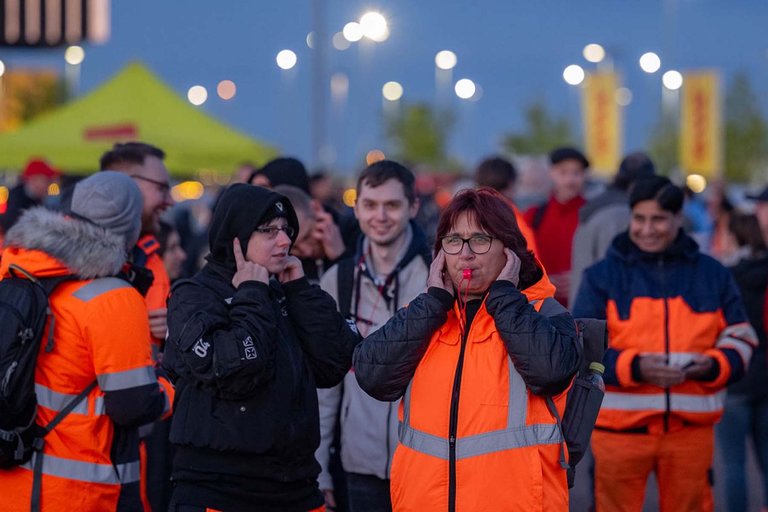 04_dhl_Hub_leipzig_streik_01_s.jpg