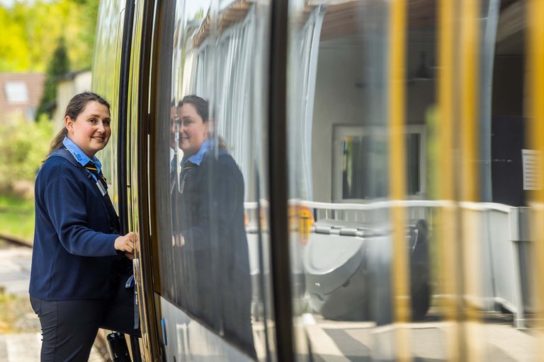 05_nahverkehr_busfahrerin_01