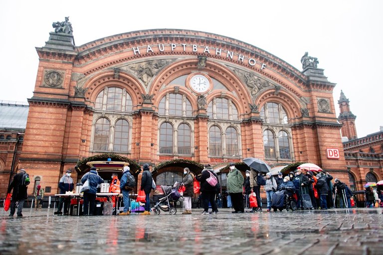06_07_bremen_bahnhof_soziales.jpg