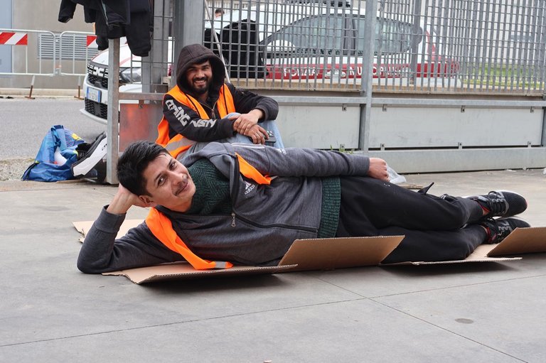 06_07_migrant_protest_mode_arbeiter.jpg