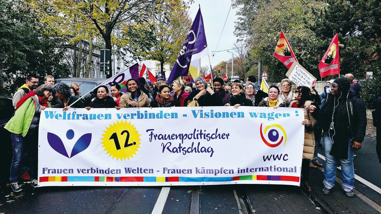 09_Gesellschaft_Frauenratschlag_Demo.jpg