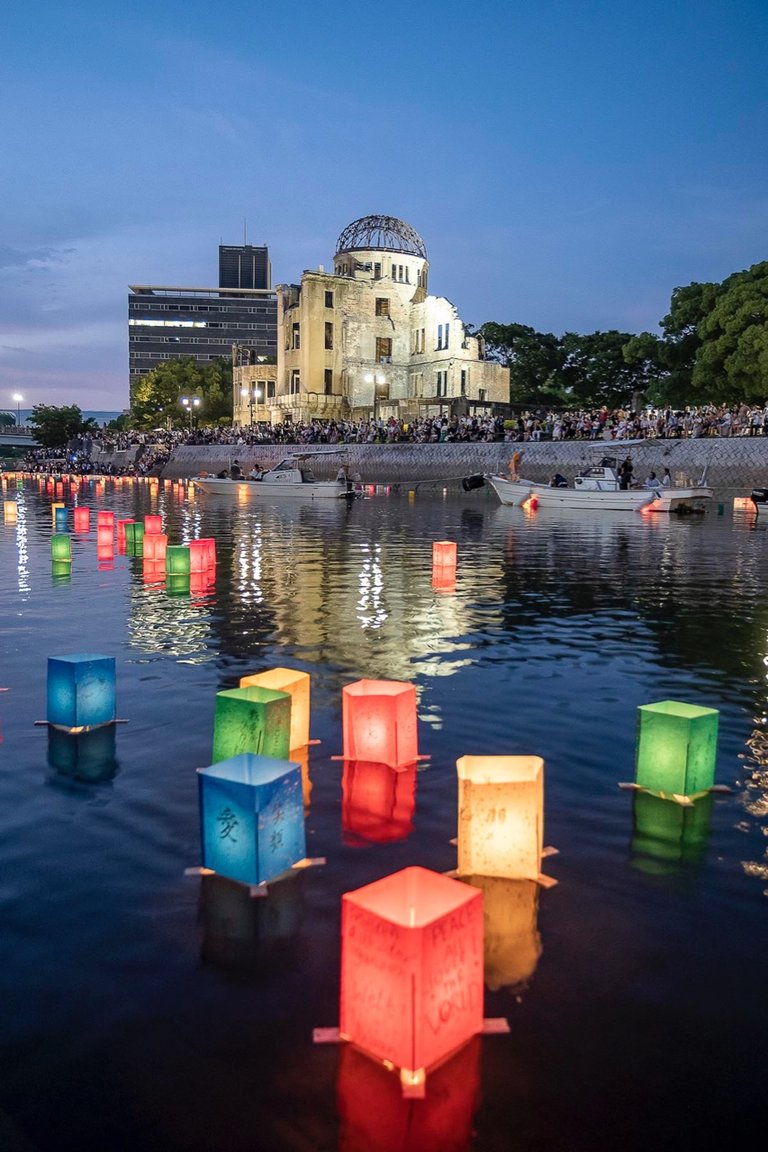 17_hiroshima_friedensgedenkfeier_atombombenkuppel.jpg