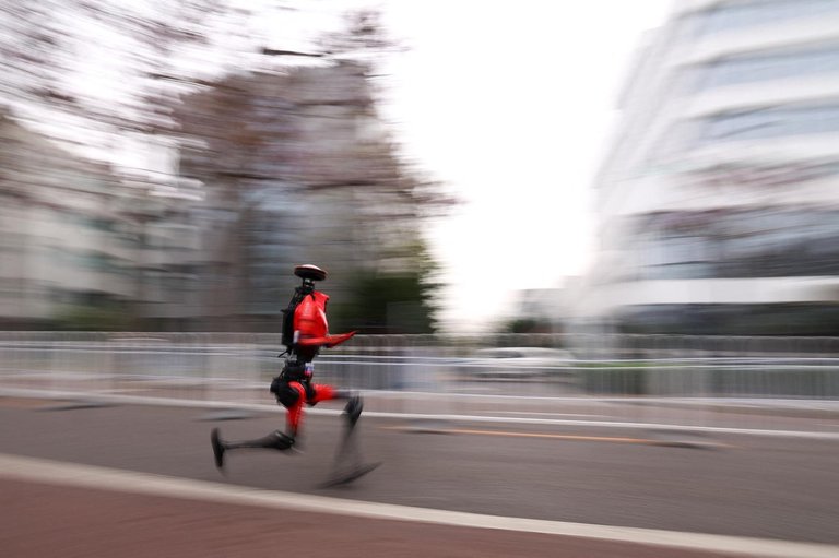 17_humanuide_roboter_marathon.jpg