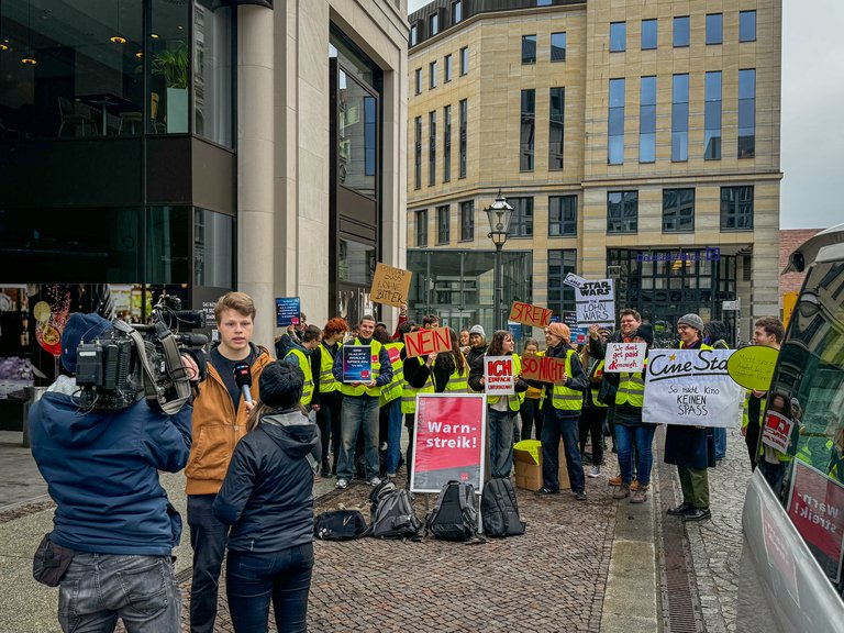 Leipzig: Kinobeschäftigte im Streik