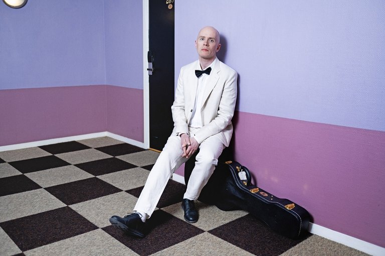 Jens_Lekman_photo_Ellika-Henrikson_2025_14.jpg