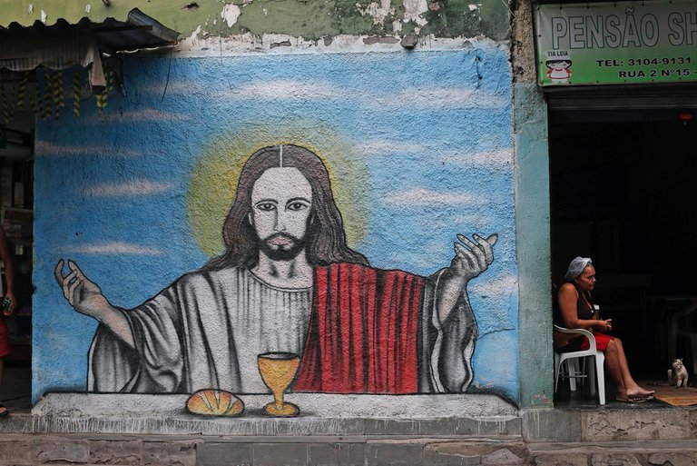 Jesus_AMre_Favela_Rio_Brasilien.jpg