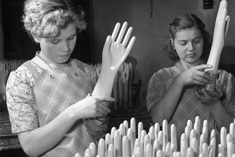 KUNST_Ruth_Hallensleben.jpg