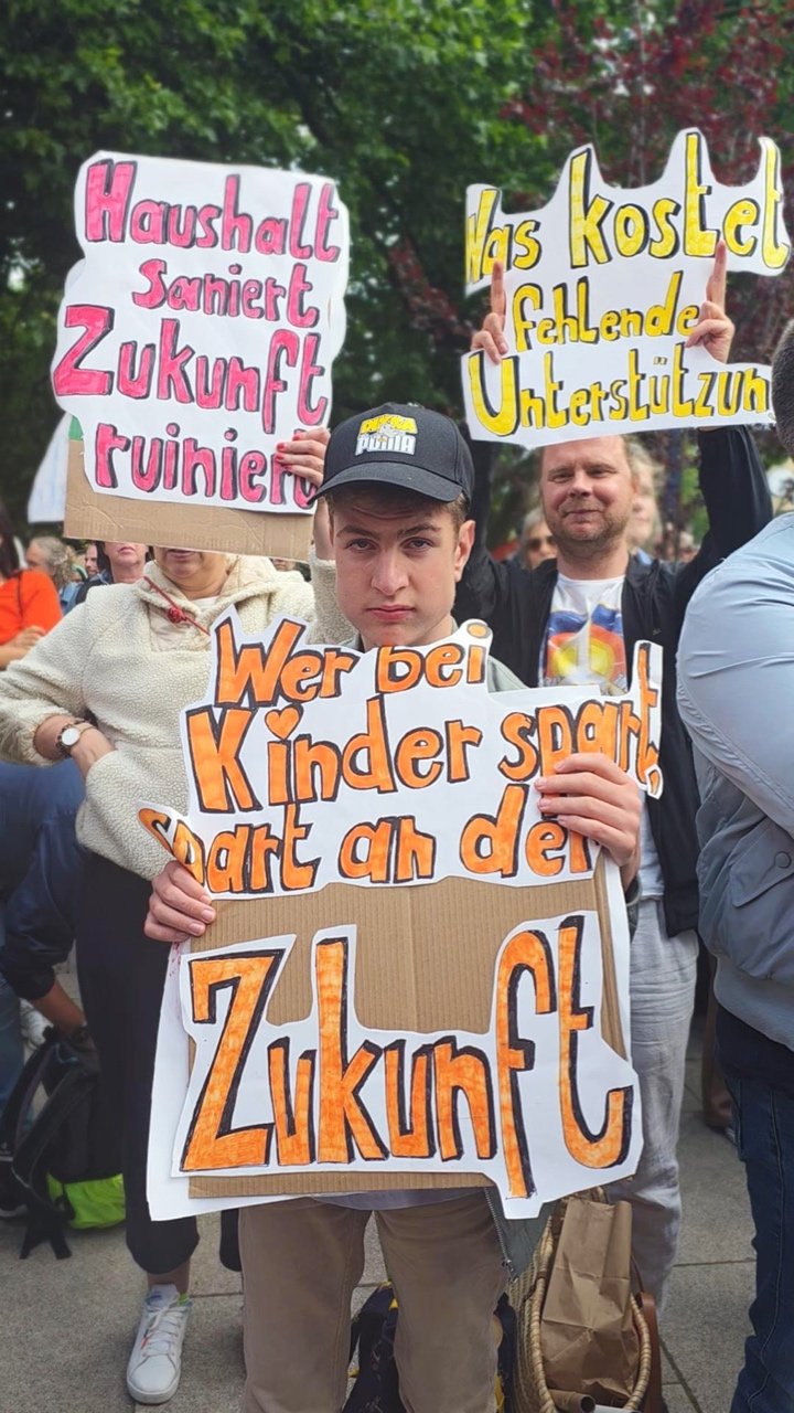 Protest-Haushalt-Hamburg_Zukunft.jpg