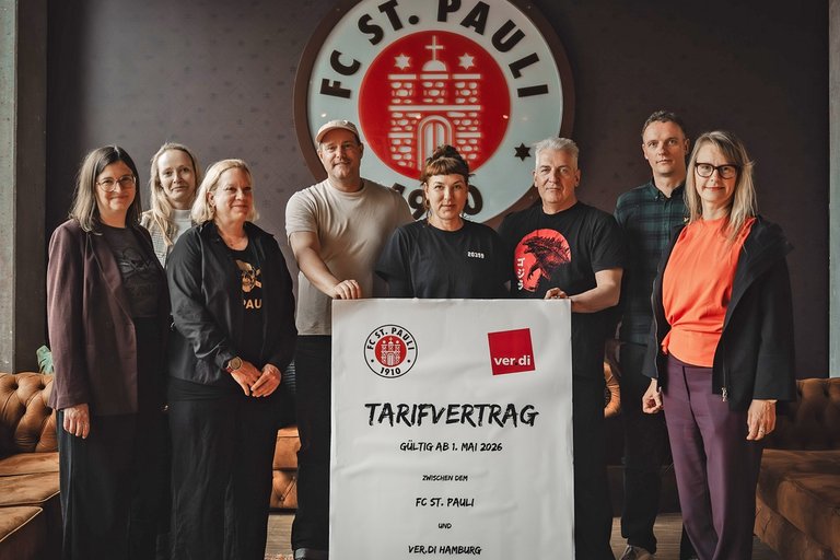 St_Pauli_Tarifvertrag.jpg